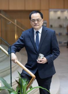 Guoqiang Yu